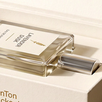 Boîte cadeau parfumée blanche haut de gamme personnalisée et boîte magnétique pour parfum avec boîte en papier et emballage de présentation pour parfum
