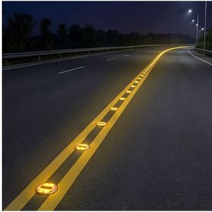 Marcador de Carril de Tráfico de Alta Visibilidad, Reflectante y Resistente, Tachuela de Aluminio para Demarcación de Carriles de <span class=keywords><strong>Carretera</strong></span>, Seguridad Vial - Product Image 4