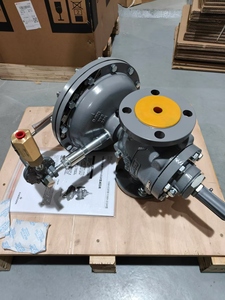 Skid Gemonteerd Met Visserstypes 1098-egr En 1098H-Egr Drukverlagende Regelaars En 63 Eg-98hm Regelaar - Product Image 2