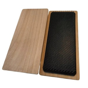 JW Alfombrilla de Dibujo de Madera con Agujas Metálicas Curvas 28*12cm, Soporte para Separación de Cabello, Herramienta de Extensión y Fijación, Uso Profesional en Salón - Product Image 1