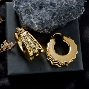 Dubai Custom Jewelry Big 18k <b>Gold</b> Plated Trendy Heart Shape <b>Chunky</b> Statement <b>Hoop</b> Earrings Women - Product Image 5