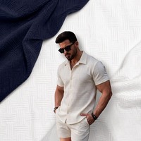 Tissu matelassé jacquard tricoté haut de gamme toutes saisons, tissu texturé polyvalent pour vêtements matelassés pour femmes et hommes toute l'année