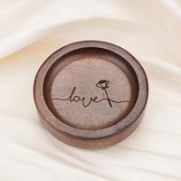 Plateau rond en bois de noyer pour bagues, plateau à bagues de mariage, plateau à bijoux en bois pour les couples, cadeau pour un anniversaire, Noël, un anniversaire de mariage