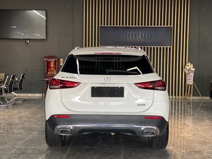 Mercedes-Benz <span class=keywords><strong>GLA</strong></span> 200 2023, tissu matelassé, 4 portes, 5 places, 1.3L Turbo 163 ch L4, boîte automatique, conduite à gauche, cuir, neuf - Product Image 5