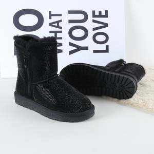 Bottes de neige ornées de paillettes pour femmes - Bottines à paillettes chaudes doublées de polaire, imperméables pour les vacances, le réveillon du Nouvel An et la mode en plein air - Product Image 6