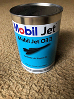 Huile de Moteur à Turbine Synthétique Mobil Jet Oil II 946ml pour Avions et Hélicoptères à Turbine à Gaz