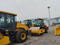 Rouleau vibratoire hydraulique à tambour unique puissant de 14 tonnes pour piste d'aéroport et travaux de construction lourds