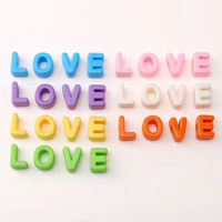 Perles en acrylique plastique colorées à gros trous de 6 mm, lettres de l'alphabet, pour la fabrication de porte-clés et de bijoux DIY