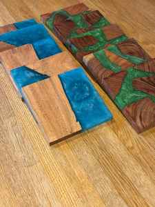 Juego de Posavasos de Madera de Resina Natural con Diseño Artesanal Duradero, Perfecto para Uso Diario o Exhibición Decorativa en Mesas de Centro - Product Image 3