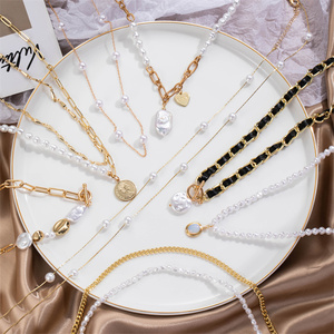 VKME Vente en gros de bijoux de fête à la mode coréenne, cadeaux, <span class=keywords><strong>collier</strong></span> ras du cou à <span class=keywords><strong>double</strong></span> couche, chaîne multi-couches, pendentif mignon, <span class=keywords><strong>collier</strong></span> de perles pour femmes - Product Image 5