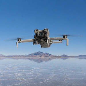 โดรน DJI Mini 5 Pro Fly More Combo Plus RC 2 แบบพกพา ถ่ายวิดีโอ 4K UHD บินกลางคืนได้ พร้อมระบบตรวจจับสิ่งกีดขวาง - Product Image 1