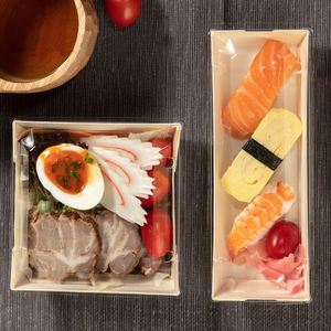 Assiettes rondes en bois d'<span class=keywords><strong>ardoise</strong></span> boîte de plateau en bois de restaurant de sushi assiette en gros plats de service noirs pour la restauration restaurant chaud - Product Image 4