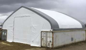 Abri de stockage en dôme préfabriqué de 40 pieds résistant aux intempéries pour les chantiers de construction, les fermes et la logistique - Product Image 3