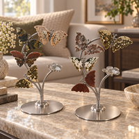 Ornement en cristal de jaspe océanique en forme de papillon avec support en métal argenté pour la décoration de la maison et la présentation sur table