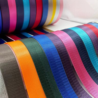 Sangle en nylon personnalisée à bas prix, motif à chevrons rayé, style brodé