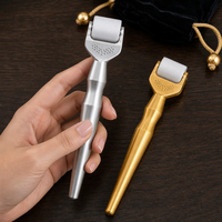 Rouleau de massage micro-cristallin pour le soin quotidien du visage, idéal pour les voyages et la maison, outil de massage, vente en gros, marque privée