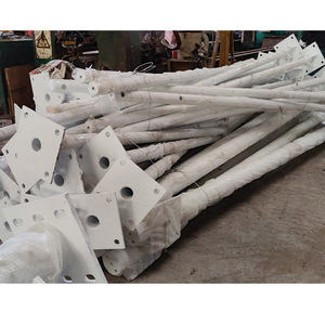 Poste de Acero Galvanizado de 2m-6m para Cámara de Vigilancia, Poste de Tráfico para Uso en Carreteras - Product Image 1