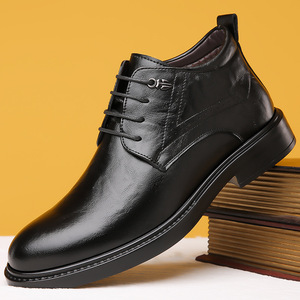 Bottes en cuir pour hommes à bout rond, à lacets, avec doublure en fourrure, semelle en caoutchouc antidérapante, chaussures d'hiver chaudes, décontractées et élégantes - Product Image 2