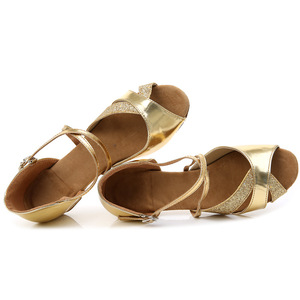 <span class=keywords><strong>Chaussures</strong></span> de danse latine pour femmes salle de bal Tango <span class=keywords><strong>Flamenco</strong></span> doux plat matériau imperméable bout ouvert 3cm formel hiver automne été - Product Image 2