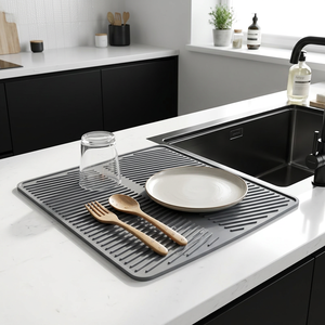 Tapis <span class=keywords><strong>de</strong></span> séchage en silicone extra large et incurvé pour évier, tapis <span class=keywords><strong>de</strong></span> drainage <span class=keywords><strong>de</strong></span> cuisine flexible et antidérapant, tapis à vaisselle en silicone résistant à la chaleur - Product Image 1