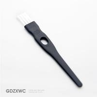 Nouveauté 2026 : Brosse de nettoyage et grattoir 2-en-1 noir et blanc, multifonctionnel pour cuisine, gadget de cuisine, 10 couleurs