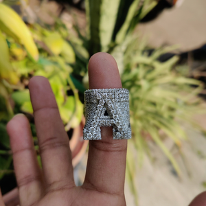 Bague de fiançailles de luxe en moissanite et diamant, argent 925, taille brillant rond, bijou de mariage, cadeau, bague tendance et élégante - Product Image 1