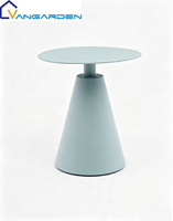 Ensemble de table basse et chaises en rotin pour jardin et cour, durable, minimaliste, moderne, tout en aluminium, imperméable, empilable, pour le loisir