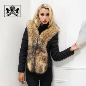 Großhandel Winter mode Stock Frauen Echte Waschbär Pelz kragen Gepolsterte Daunen jacken