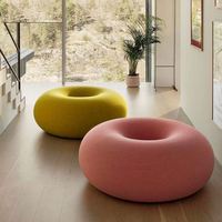 Pouf de salon design, tabouret rond doux en forme de beignet, ottoman de sol sans pieds pour canapé et chaise longue