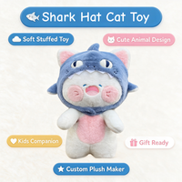 Peluche personnalisée chat requin mignon avec logo brodé, fabricant de peluches sur mesure, vente en gros d'animaux en peluche doux pour enfants