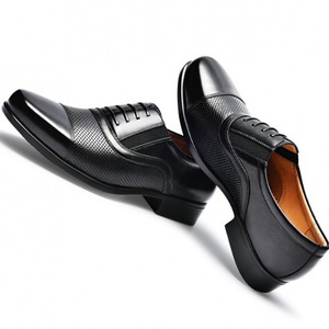 รองเท้าหนังผู้ชายแบบทางการสำหรับธุรกิจ ทำงาน สำนักงาน รองเท้าอ็อกซ์ฟอร์ด ไซส์ใหญ่ สีดำ - Product Image 2