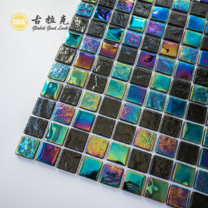 Piscine Salle De Bains Bar Mur Plancher Décor Magnifique Forme Carrée Scintillant Brillant <span class=keywords><strong>Noir</strong></span> et Vert Verre Cristal Mosaïque Tuile - Product Image 1