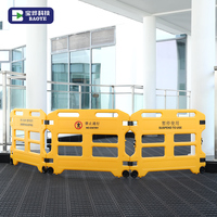 Barrière de contrôle piétonne mobile multi-panneaux en plastique HDPE, porte pliante pour ascenseur