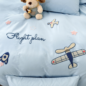 Parure de lit 4 pièces brodée motif dessin animé 2026, en pur coton doux et hypoallergénique, pour la maison - Product Image 6
