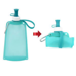 Bouteille d'eau pliable en silicone, portable et légère - Product Image 3