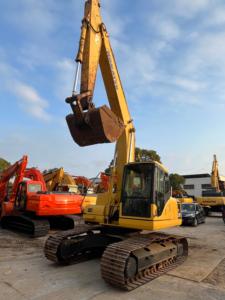 Excavatrice sur chenilles d'occasion Komatsu PC200-7 de 20 tonnes, modèle 2023, avec moteur, pompe et engrenages - Rapport fourni - Product Image 4