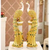 モダンな孔雀の装飾品樹脂工芸品高級リビングルームフロアスタンド孔雀の装飾2021結婚式のイベントの最新の装飾