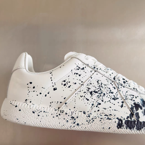 Vintage Style <b>Leather</b> Couple Sneakers Low-Top Lace-up Hand-Painted Graffiti Street Trendy <b>Shoes</b> for Walking Fashionable - Product Image 5