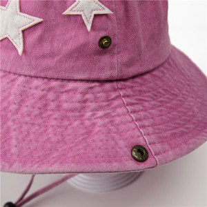 Cappello da pescatore vintage in cotone lavato a tesa larga con patch a stella e cordino antivento, protezione solare per esterni, da donna - Product Image 5
