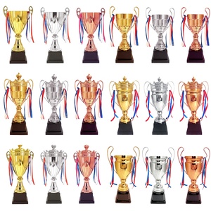 Colección Yiwu, trofeo PROFESIONAL DE LA Liga Europea, trofeo de Metal, regalo de recuerdos, venta al por mayor, Premio personalizado, <span class=keywords><strong>copa</strong></span> de trofeo de fútbol - Product Image 5