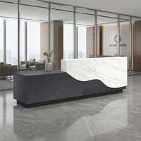Fabricant de tables de réception en MDF, vente directe de mobilier de bureau à bas prix, bureaux de réception pas chers pour hôtels, hôpitaux et bureaux.