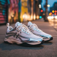Chaussures de sport personnalisées avec logo du fabricant, conception de mode OEM ODM, marque privée, chaussures rétro respirantes en maille, entièrement personnalisables
