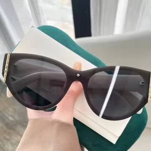2025 Retro Custom Cat Eye Personalized Design Sun glasses Sunscreen and UV Protection Fashion Women's Sunglasses Wholesale - Product Image 2