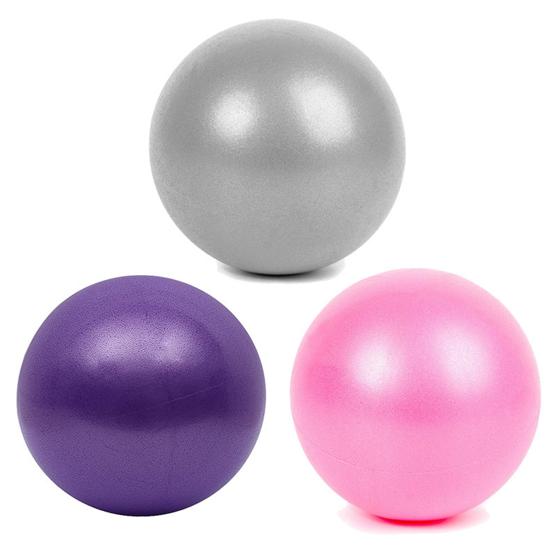 Tres combinaciones: [gris plateado, morado, rosa]