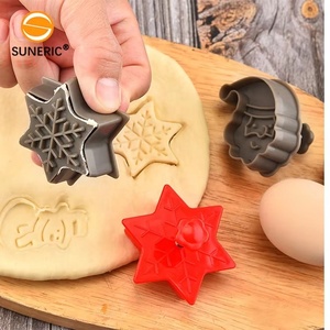 Stampo per Biscotti <span class=keywords><strong>in</strong></span> Plastica con Pressa a Pistone per Halloween e Natale, per Pasticceria Fatta <span class=keywords><strong>in</strong></span> <span class=keywords><strong>Casa</strong></span> - Product Image 2