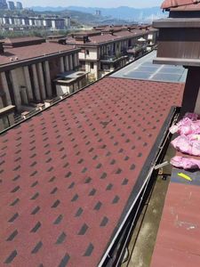 Zhejiang JingDa 3,1 m² Bardeaux de <span class=keywords><strong>toiture</strong></span> en feutre bitumé de style traditionnel, ignifuges et imperméables, couleurs Rouge, Vert, <span class=keywords><strong>Ardoise</strong></span>, Brun, fabriqués à la machine - Product Image 6