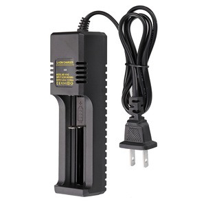 Chargeur Li-Ion à fente unique pour batteries 18650 26650, sortie 4,2 V 1000 mA pour batteries de lampe torche - Product Image 2