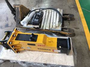 Disjoncteur hydraulique SOOSAN SB35 avec boîte à outils ciseaux tuyaux de cylindre d'azote-Garantie d'un an Caractéristiques standard - Product Image 3