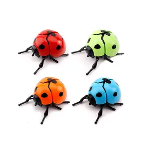 KUNYANG 도매 키즈 교육 학습 체인 업 동물 게임 다채로운 곤충 시뮬레이션 무당 벌레 미니 플라스틱 장난감 바람