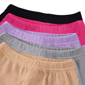 Ensemble tricoté 2 pièces pour filles, haut court à manches longues et pantalon, couleur unie, coton extensible et élasthanne, tenue décontractée, fabriqué au Bangladesh. - Product Image 4